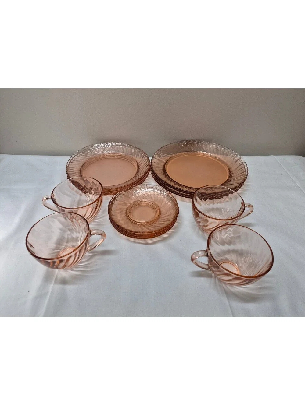 16 pc Arcoroc France Vintage Pink Depression Glass Tea Set with Cups-Plates J32